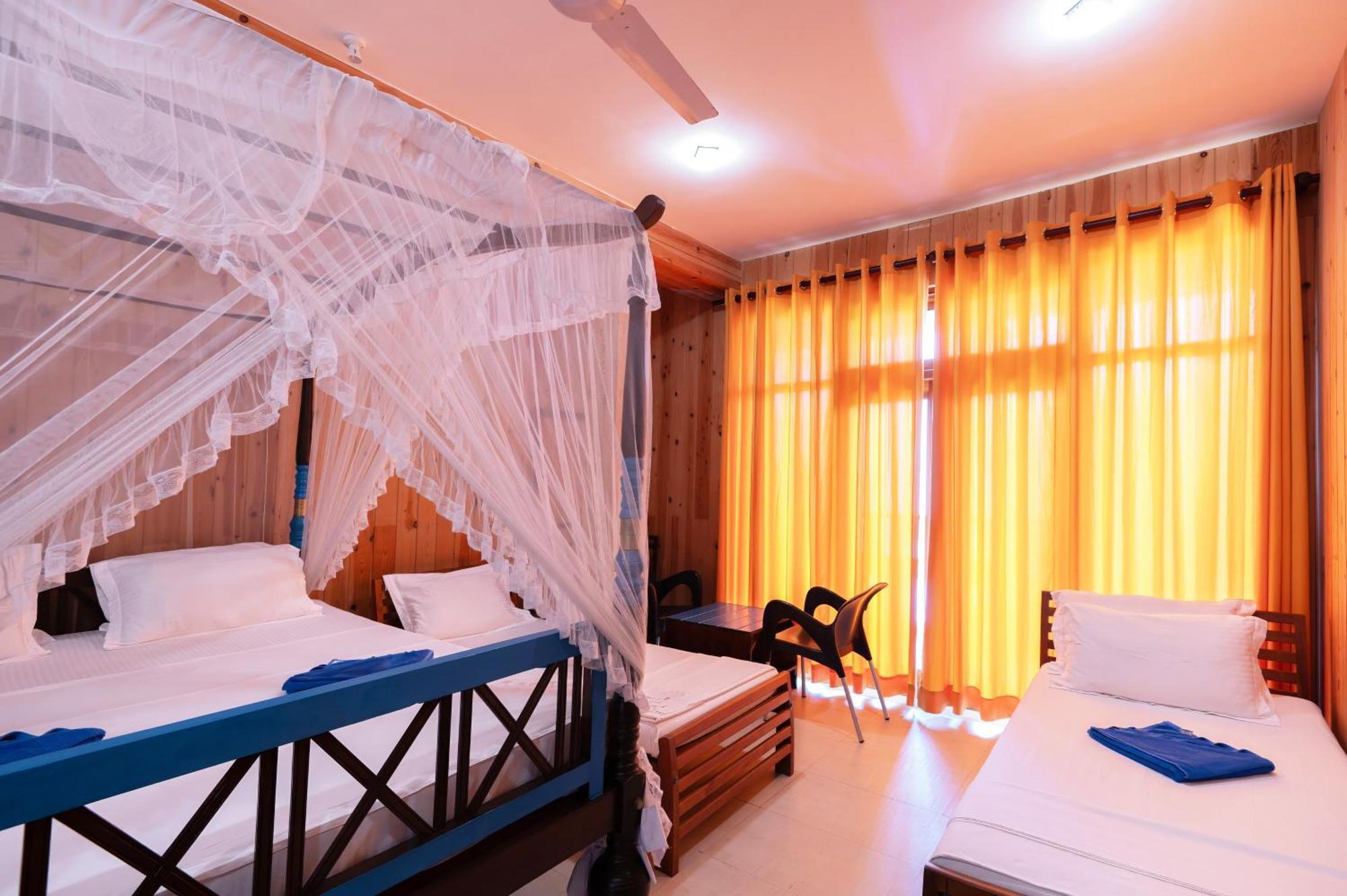 Aaradhya Mirissa Hotel Exterior photo